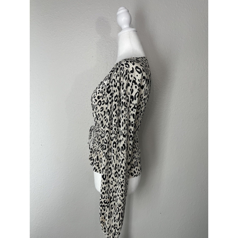 Zara Pleated Long‎ Sleeve Animal Print Top Women's Size Medium A3 - Picture 4 of 9